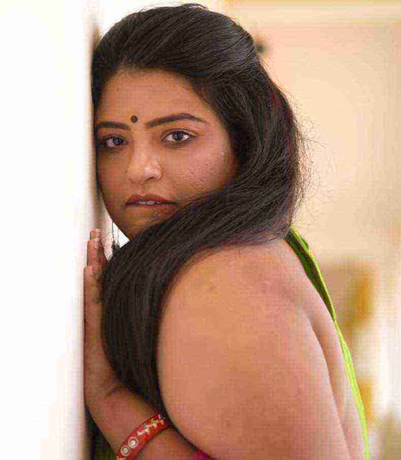 Collection Of Saree Fashion (2020) iEntertainment (2020)