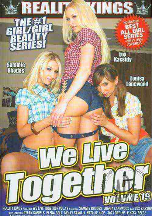 [18+] We Live Together 19