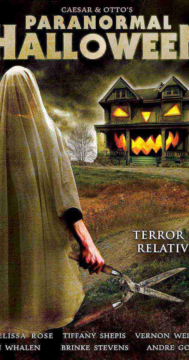 Caesar and Otto's Paranormal Halloween (2015)