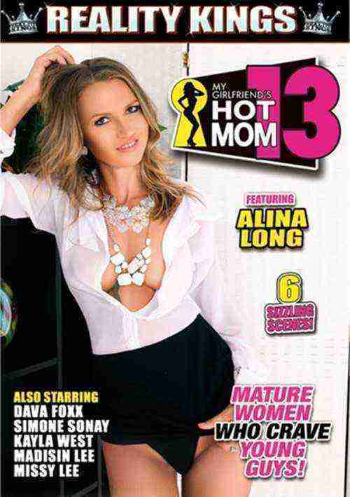 [18+] My Girlfriend's Hot Mom 13