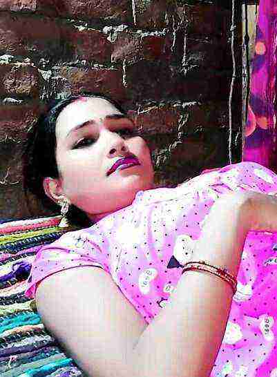 Deshi Virgin Bhabhi Uncut (2025) Unrated (2025)