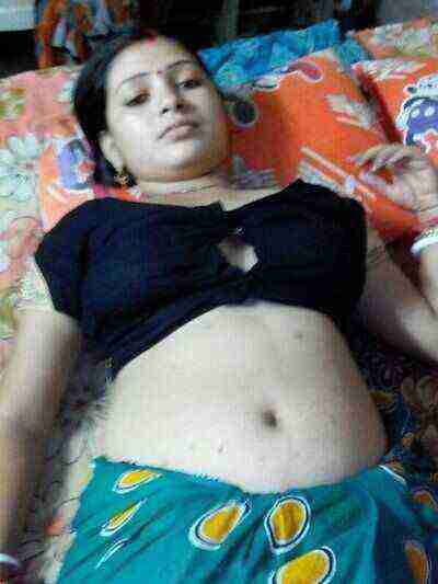 Beautiful Village Wife (2025) Unrated (2025)