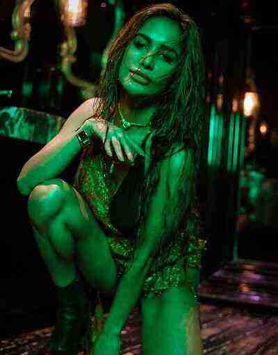 Wet Chocolate (2025) Poonam Pandey (2025)