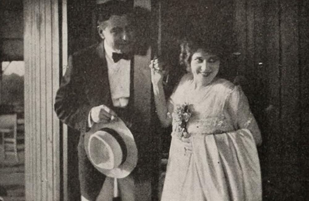 The Surprises of an Empty Hotel (1916)