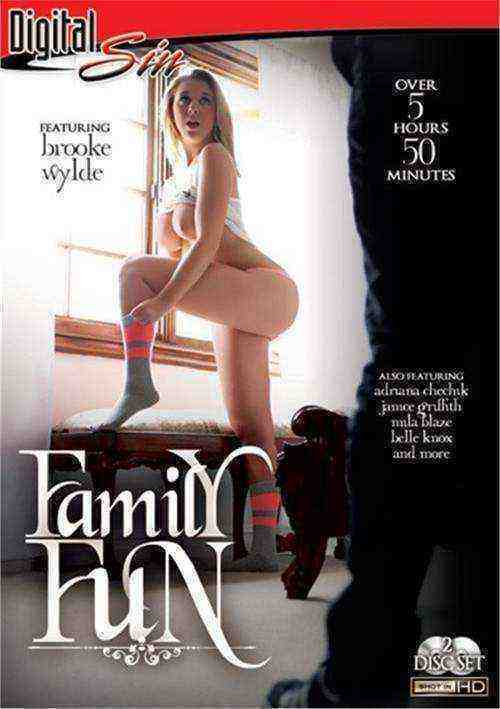 [18+] Family Fun