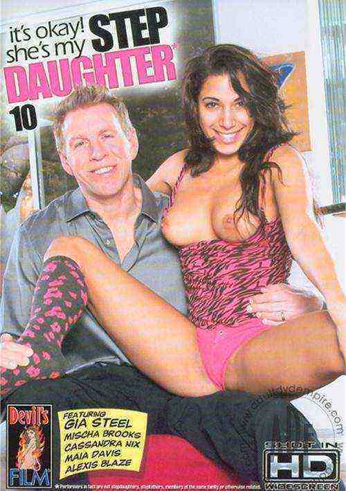 [18+] It's Okay! She's My Step Daughter 10