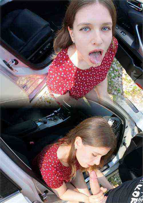 [18+] I Seduced My Driver - Gave Him a Sloppy Blowjob and Swallowed Every Drop