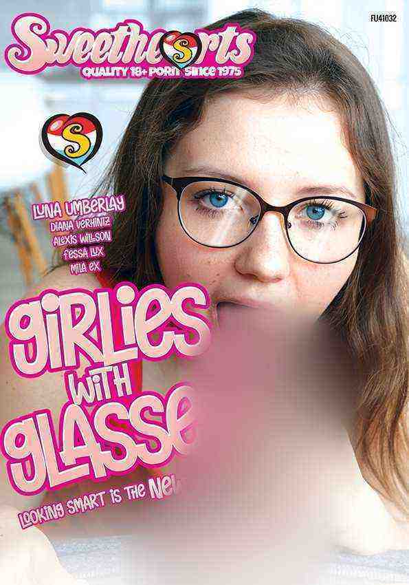 [18+] Girlies With Glasses