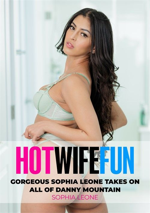 [18+] Gorgeous Sophia Leone Takes On All Of Danny Mountain