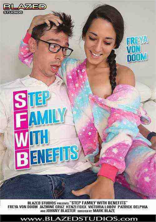 [18+] Step Family With Benefits
