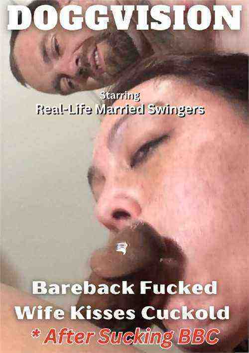 [18+] Bareback Fucked Wife Kisses Cuckold After Sucking BBC