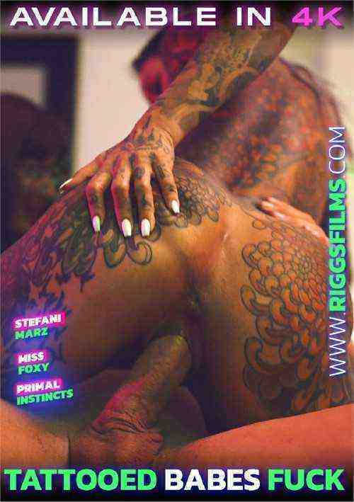 [18+] Tattooed Babes Share a Cock