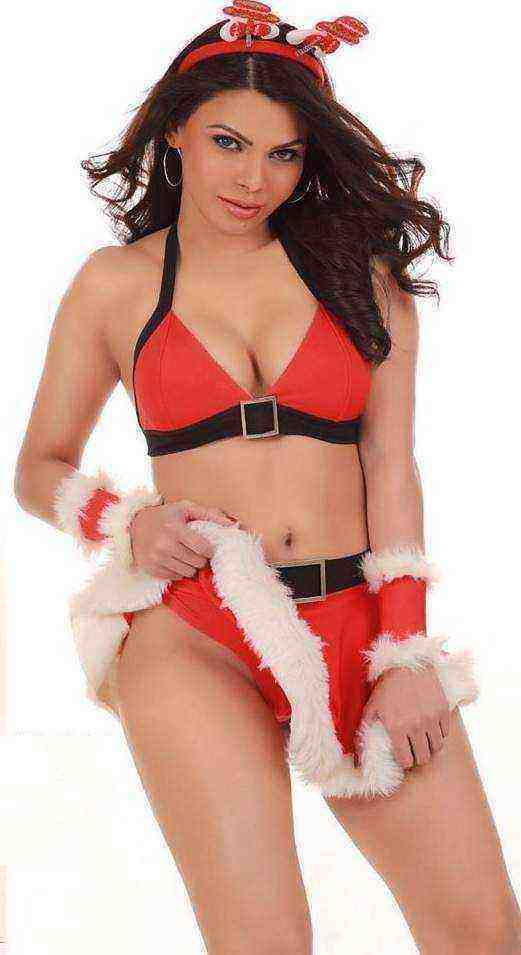 Sensuous Santa look Sherlyn Chopraâ€™s (2019)
