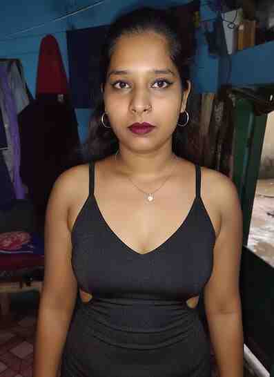 Desi Hotty Wife (2025) Unrated (2025)