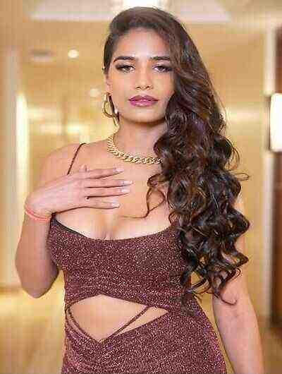 Golden Pussy (2023) Poonam Pandey (2023)